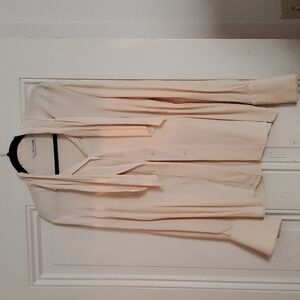 Sz 10 St. John pussybow blouse